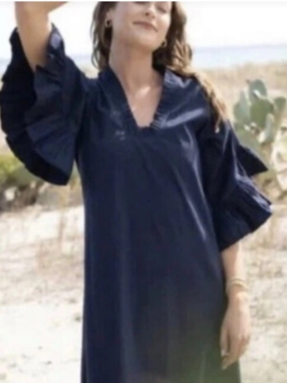 Fitzroy & Willa Dress Ruffled V-Neck Navy Size Large